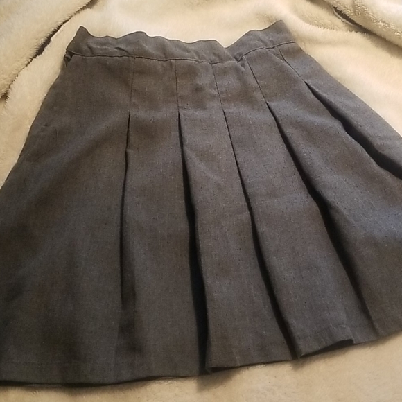 Girl’s French Toast Uniform Skirts Bundle - Picture 7 of 10